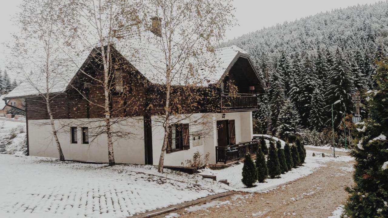 Apartment Tarski Konaci Mitrovac Exterior photo