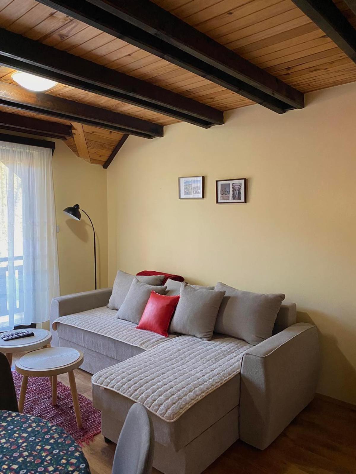 Apartment Tarski Konaci Mitrovac Room photo